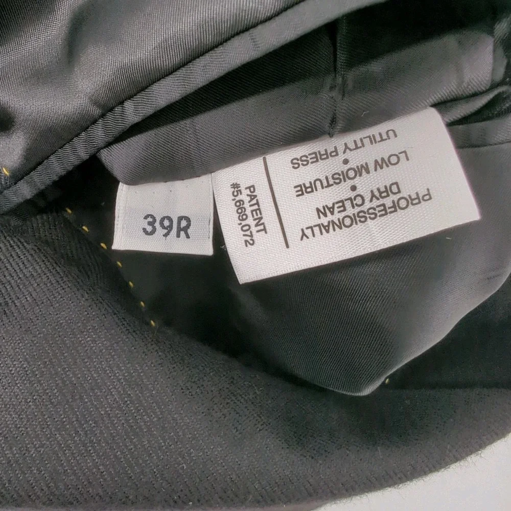 Hart Schaffner Marx this item
